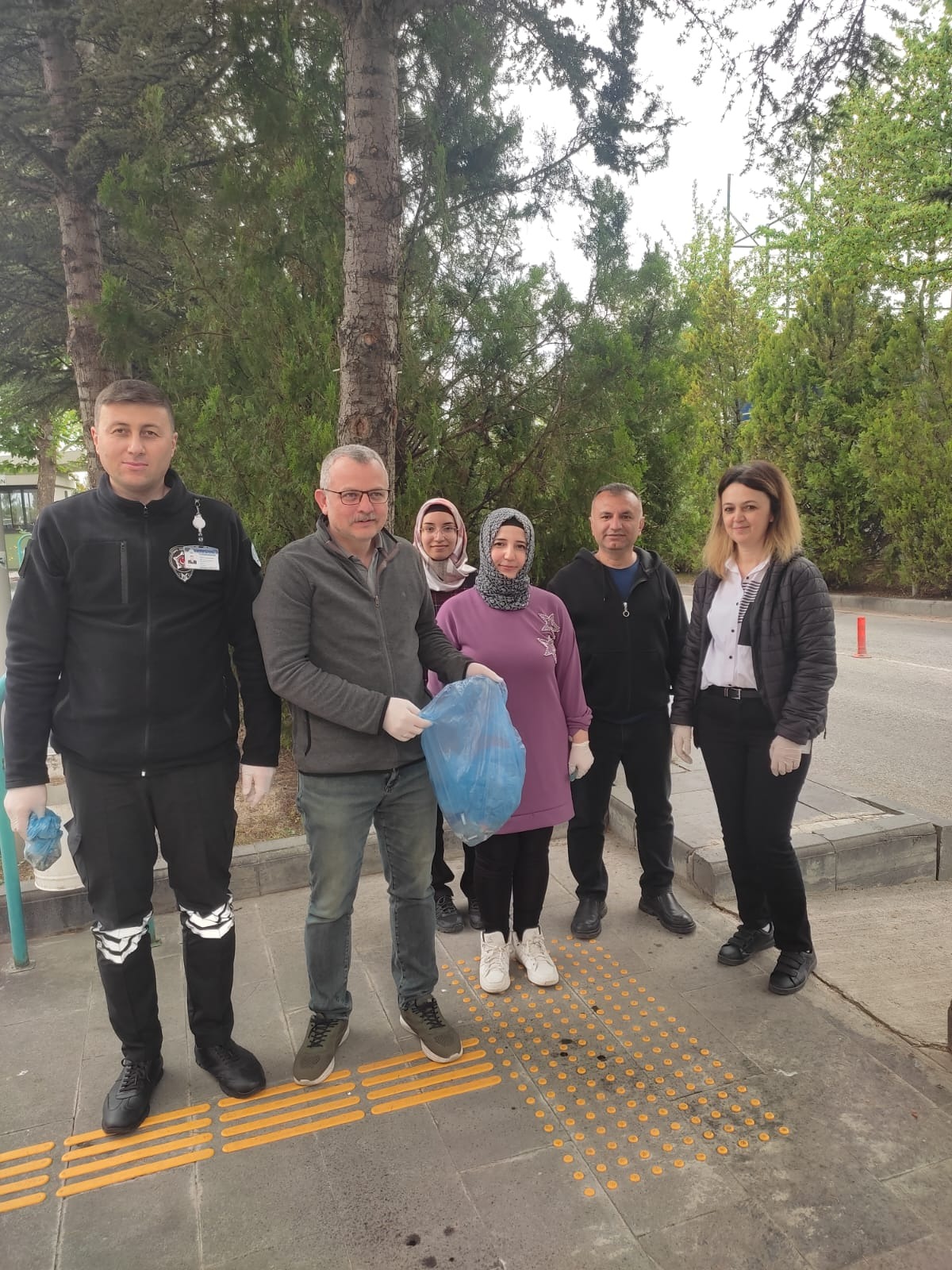 Üniversitemiz Yerleşkelerinde “Çevre Temizliği” Etkinliği Gerçekleştir